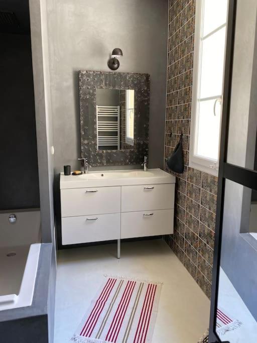 Bel Appartement Au Coeur De La Ville آيكس أومبروفينس المظهر الخارجي الصورة