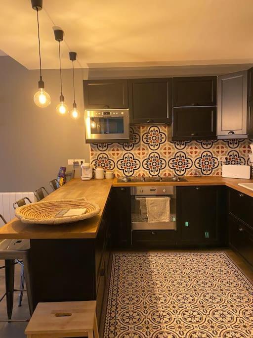 Bel Appartement Au Coeur De La Ville آيكس أومبروفينس المظهر الخارجي الصورة